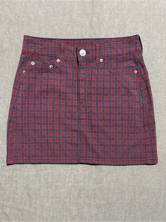 American Eagle Outfitters Dresses & Skirts - American Eagle Outfitters Maroon Plaid Mini Skirt